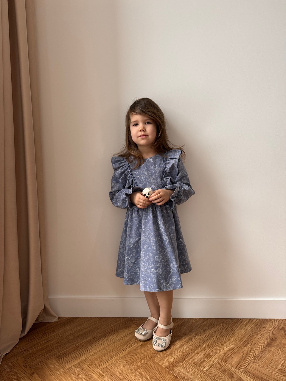 Платье для девочки Рюши из фланели - голубой с пионами - 5