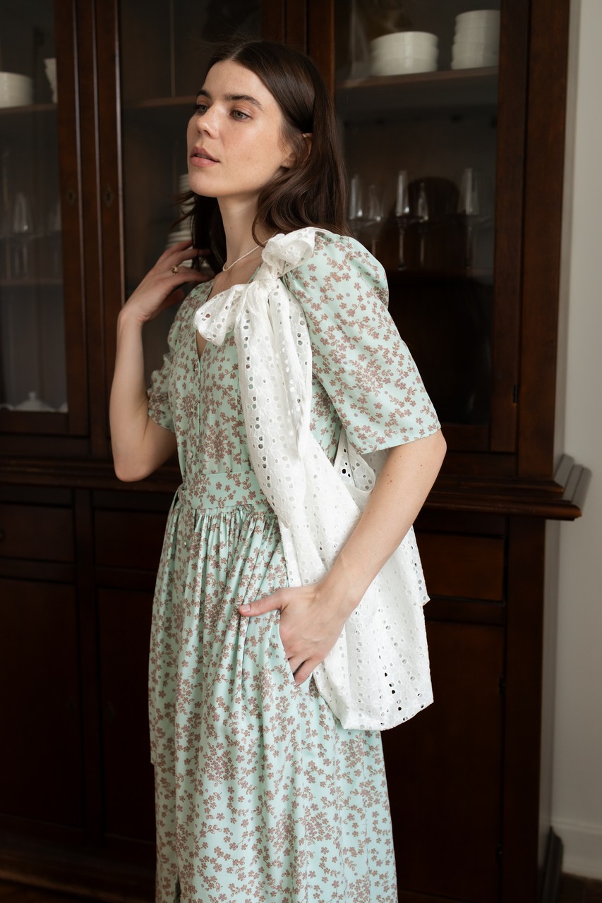 Платье Шарлотта миди из штапеля для беременных и кормящих мам - мятный с цветами - 2