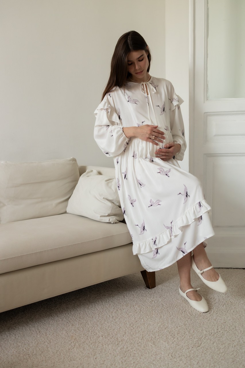 Платье Ася для беременных и кормящих мам - белый с журавлями - 7
