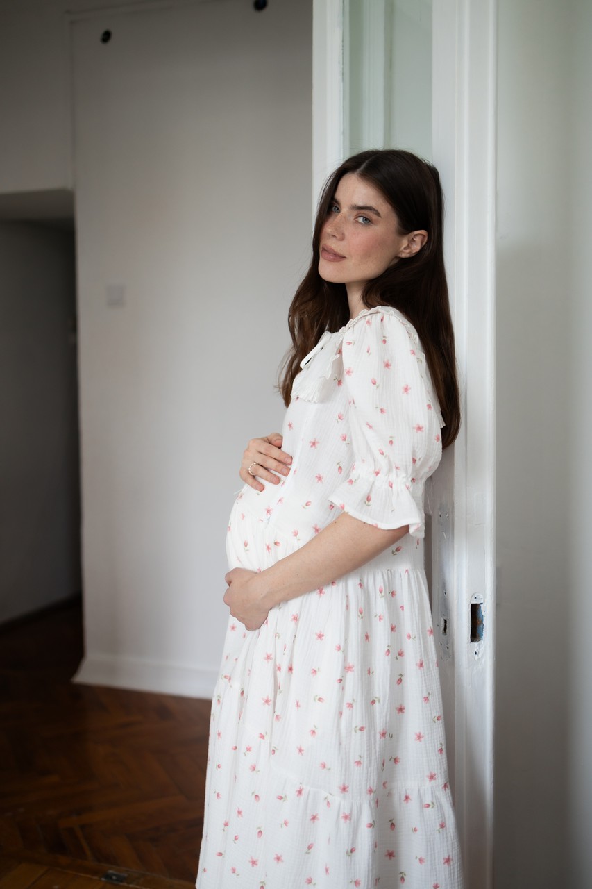 Платье Элизабет для беременных и кормящих мам - айвори с цветами - 2