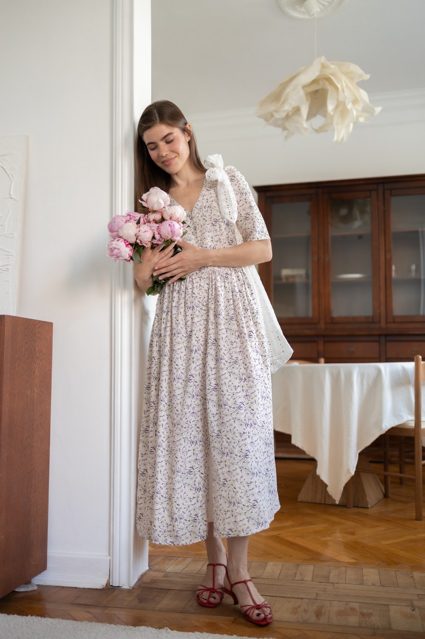 Платье Шарлотта миди из штапеля - нежно-розовый с цветами - 3