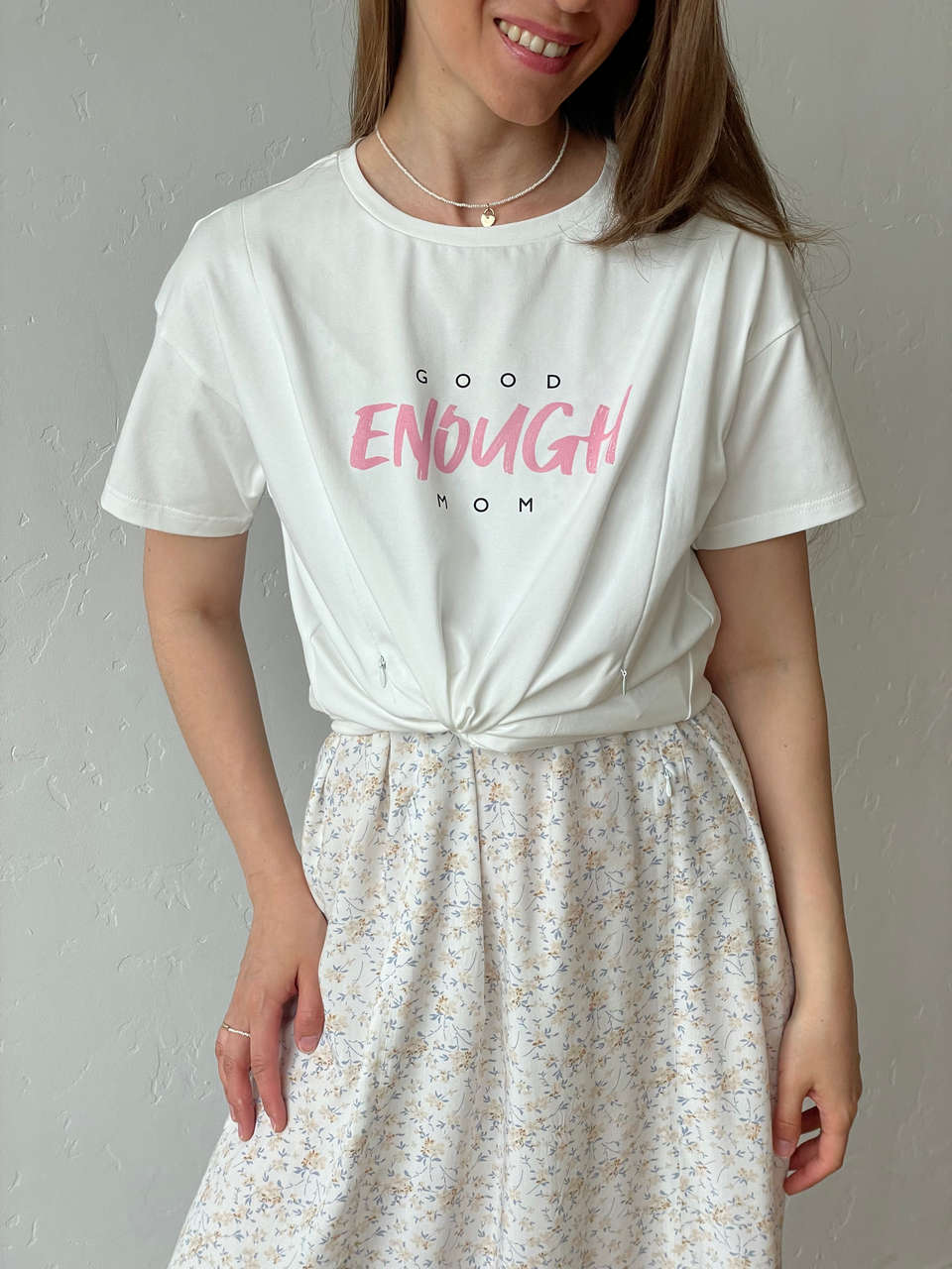 Футболка Good enough mom для беременных и кормящих мам - айвори