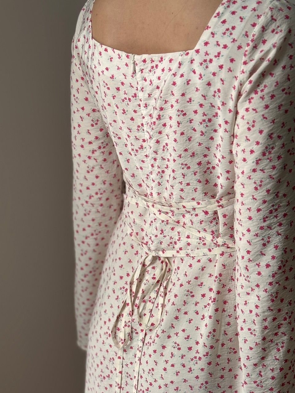 Платье Грэйс для беременных и кормящих мам - кремовый с цветами - 5