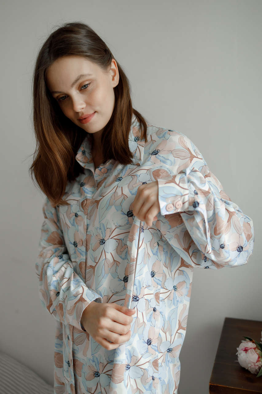 Блуза Romantica для беременных и кормящих мам - голубой с цветами - 2