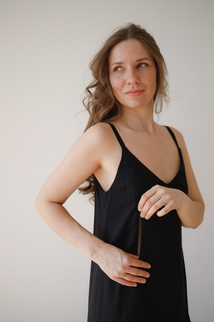 Платье-комбинация с разрезом для беременных и кормящих - черный - 3