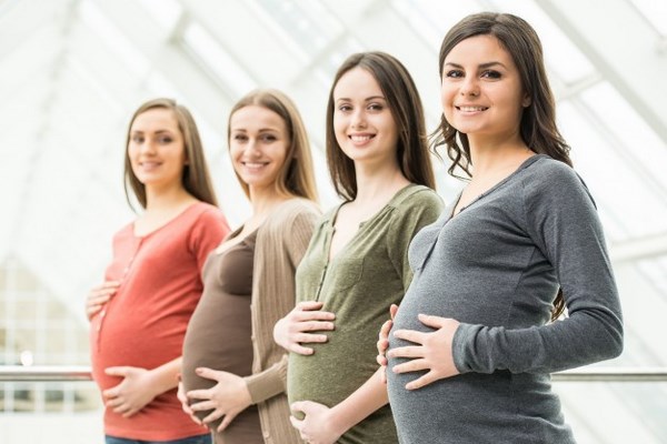 На фото – беременные женщины
