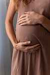 Платье-комбинация с разрезом для беременных и кормящих мам - мокко